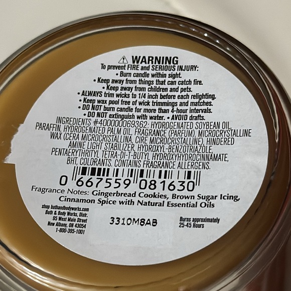 NEW Bath & Body Works 7oz  Single Wick Candle with Lid-Gingerbread Bakery Scent - Picture 7 of 8